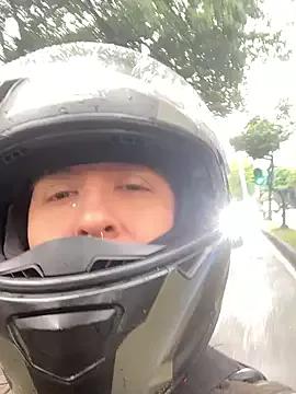 amy_ink on StripChat