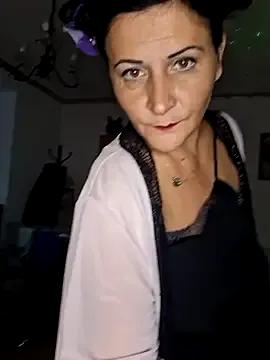 anaaamariaaaa on StripChat