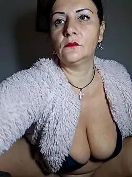 anaaamariaaaa on StripChat