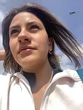 Andrea_19blonde — Zoom asshole