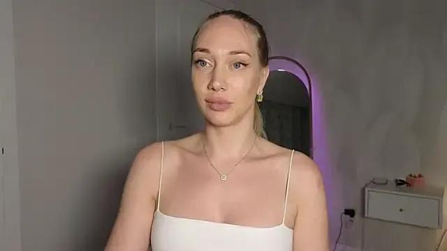 AngelicElite on StripChat