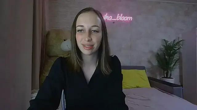 Anika_bloom on StripChat