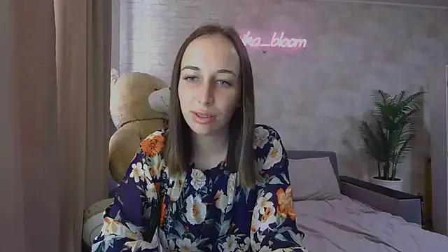 Anika_bloom on StripChat