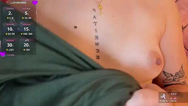 anna-henao on StripChat