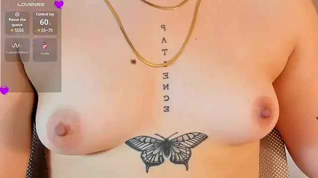 anna-henao on StripChat