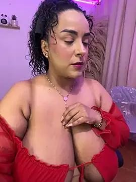 ariadna_cooper — Massage my tits and ass with oil