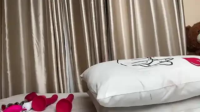 AudreySpanksFuck- — Waterfalsquirts+going hard