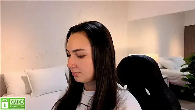 ava_blue on StripChat