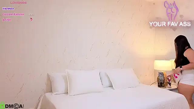 ava_blue on StripChat