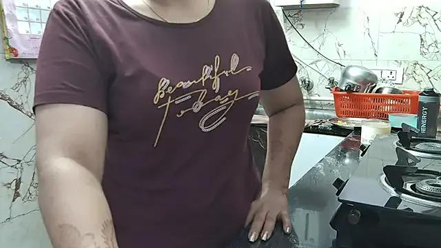 bhabhisexxy_880 on StripChat 