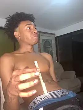 Boy_cock18 on StripChat