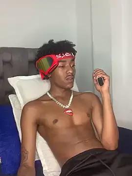 Boy_cock18 on StripChat