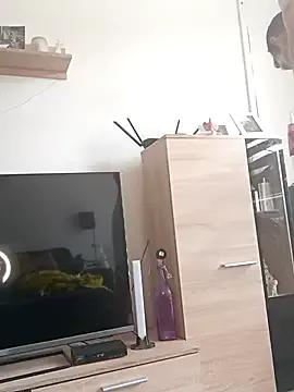 boysexy350 on StripChat