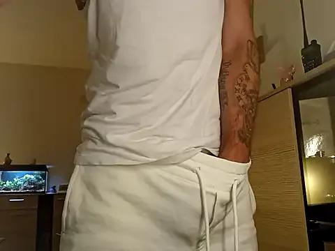 boysexy350 on StripChat