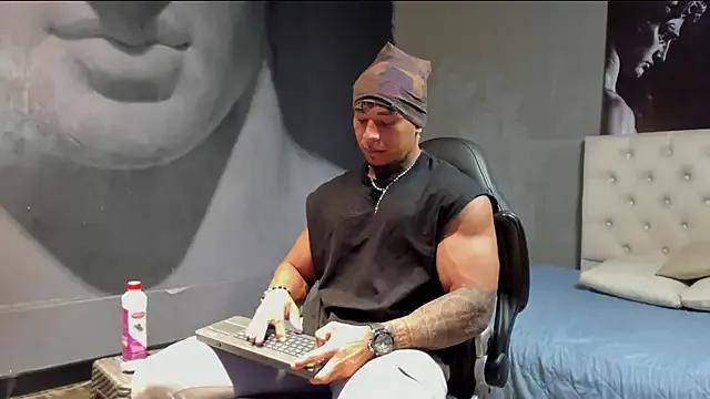 bradley_smith on StripChat