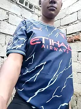 Broan_me on StripChat