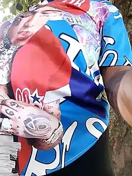 Broan_me on StripChat