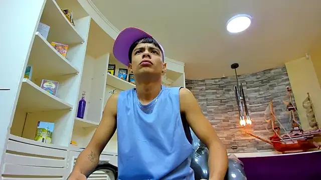 Brownie_Lovers on StripChat