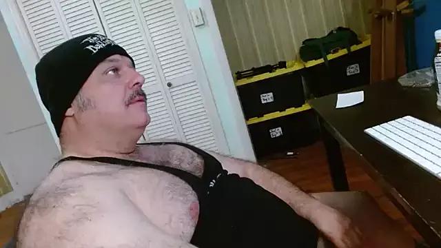 bullmusclejoe on StripChat