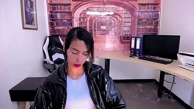 Catalella_Ar on StripChat 