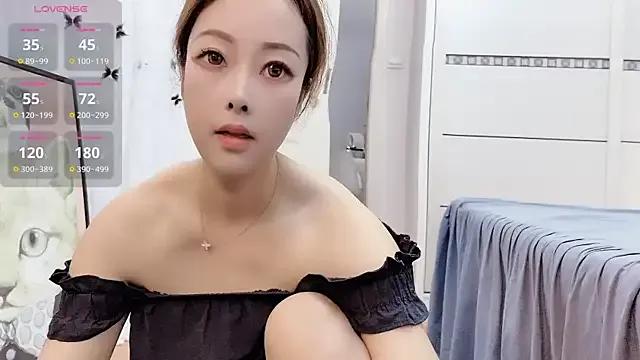 charlotte520 on StripChat