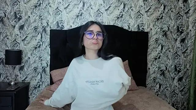 ChloeTurner_ on StripChat