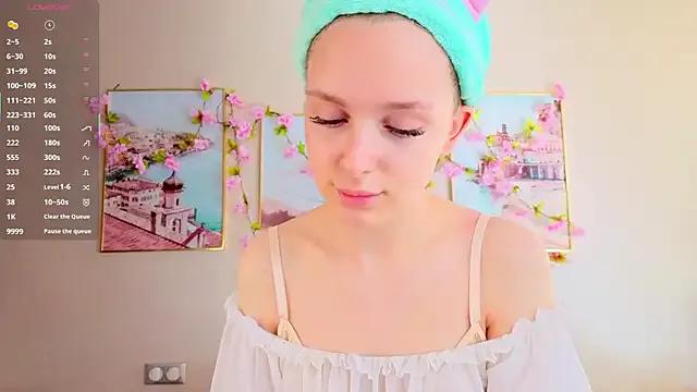 CindyGreen on StripChat