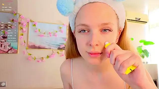 CindyGreen on StripChat