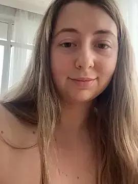 curvyflawless on StripChat