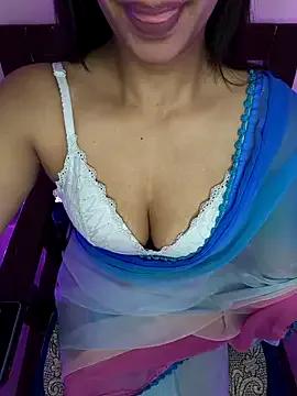 Cute_merry01 on StripChat