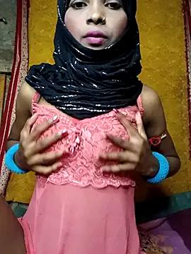 Cutesoma01 on StripChat