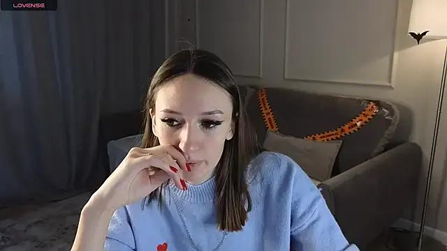 cutienaughtygirl — spank ass to red