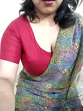 Dayna-36 on StripChat