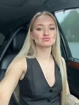 Devill_Angel_ on StripChat