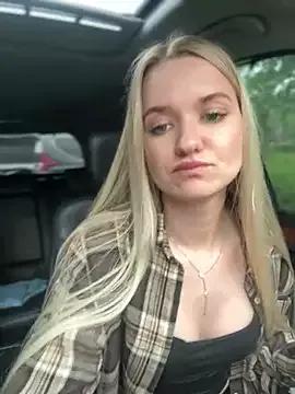 Devill_Angel_ on StripChat