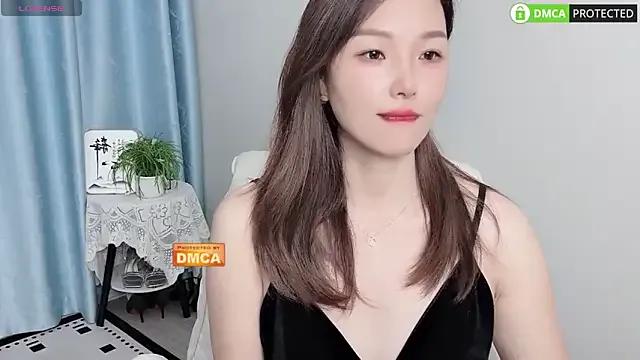 Dewluna on StripChat