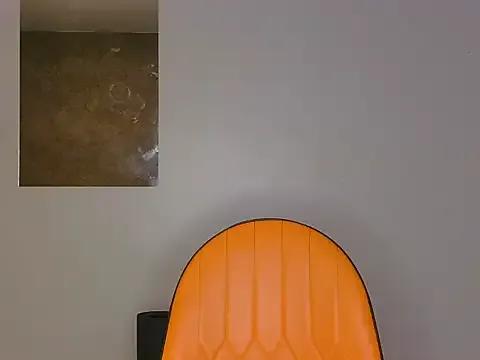 Doja_Peach — RIDE DILDO AND SQUIRT