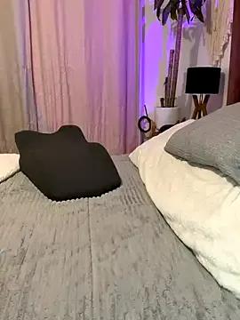 Draculona-666 on StripChat