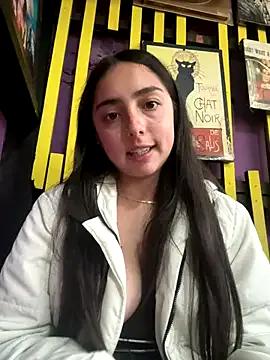 Dulce_1408 on StripChat