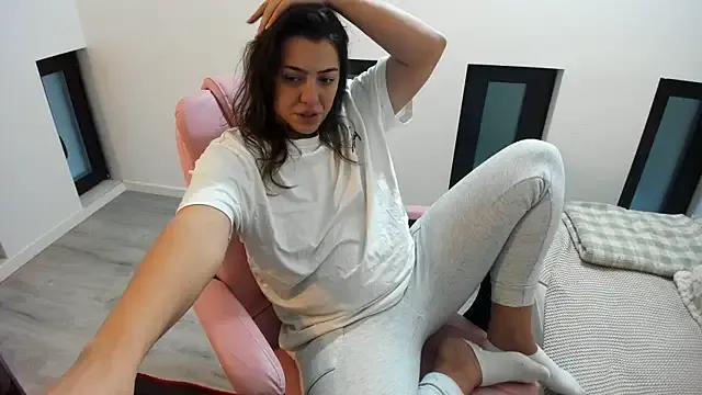 Dyana_Kaylinn on StripChat