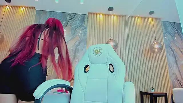 ella_harper on StripChat 