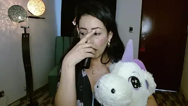 ella_peck on StripChat 