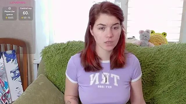 ElzaBlis on StripChat