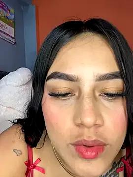 Emily_sharlot on StripChat