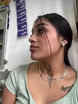 Emily_sharlot on StripChat