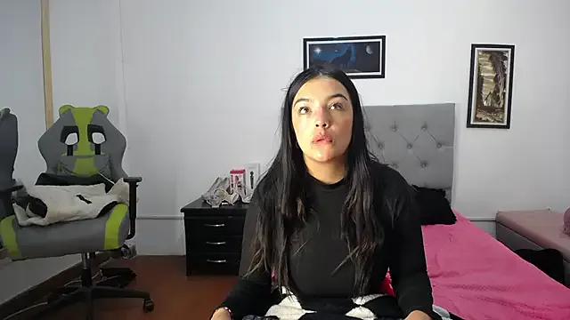 Esmeraldaa- on StripChat 