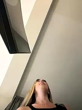 Eva_Ryen on StripChat