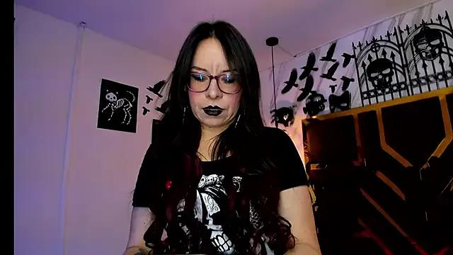 Evangelinejoness_ on StripChat