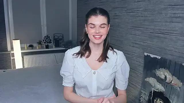 FloraDobb on StripChat