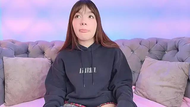 Fluffy_Bubble21 on StripChat 